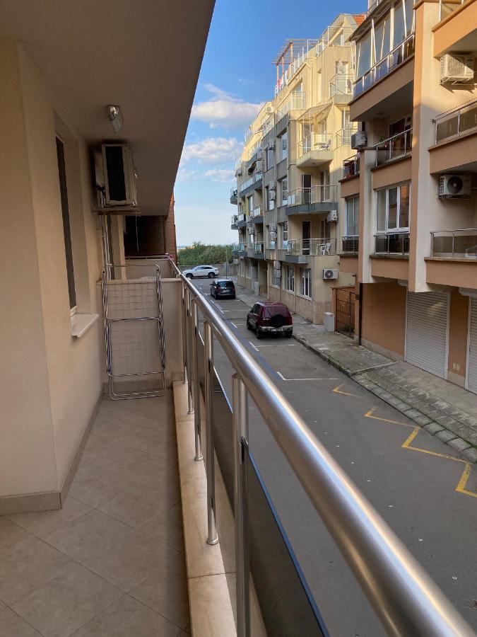 Apartamenti Eli Ahyolu Dış mekan fotoğraf