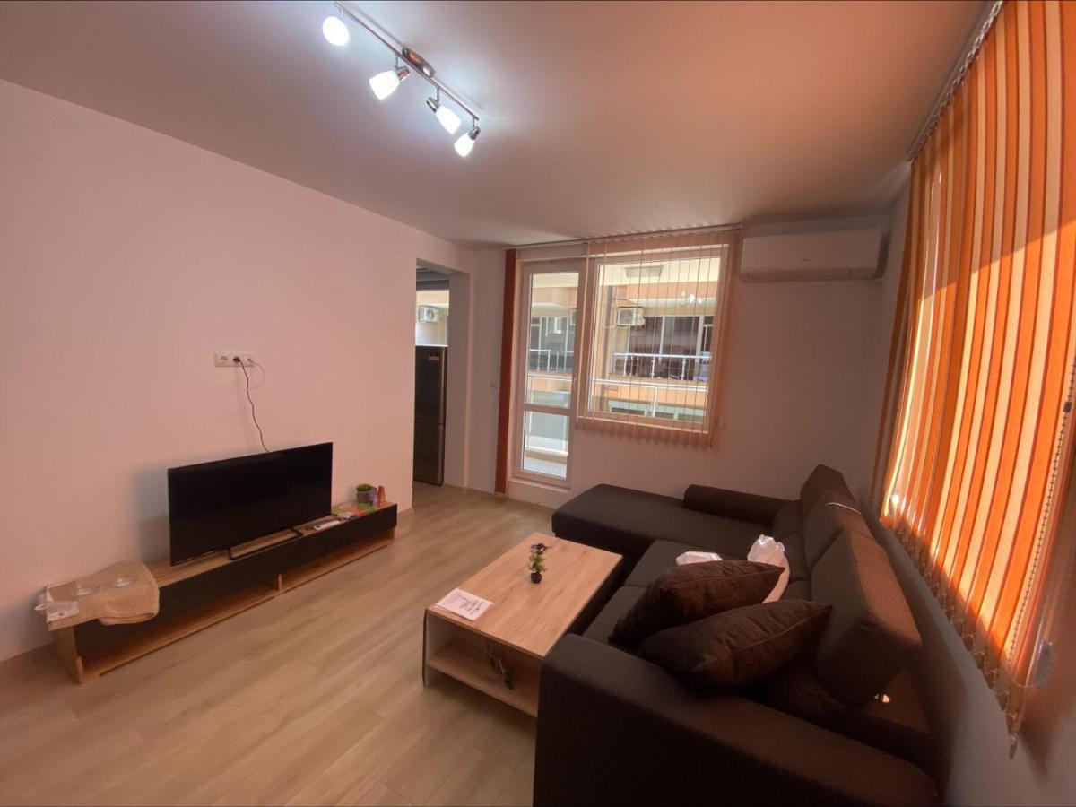 Apartamenti Eli Ahyolu Dış mekan fotoğraf