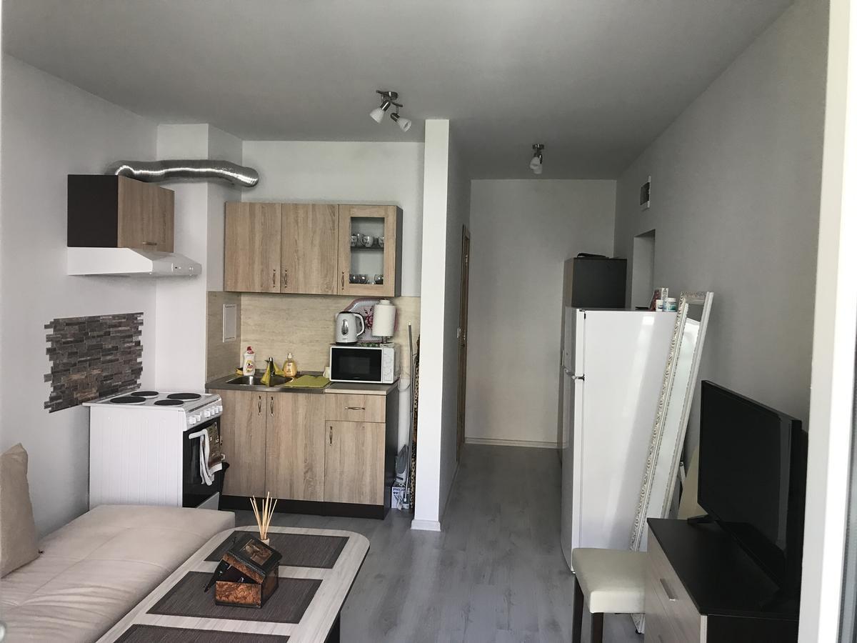 Apartamenti Eli Ahyolu Dış mekan fotoğraf