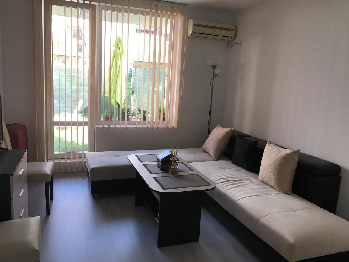 Apartamenti Eli Ahyolu Dış mekan fotoğraf