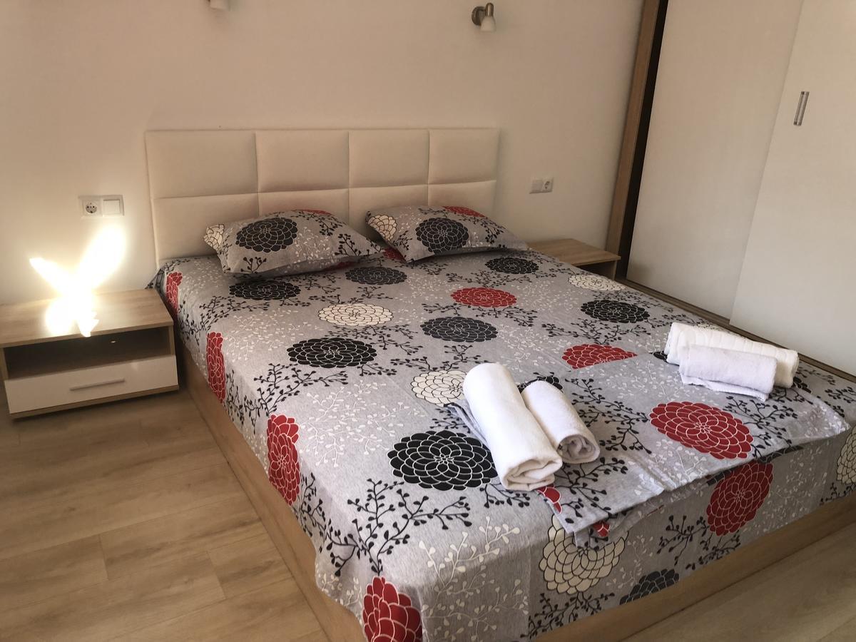 Apartamenti Eli Ahyolu Dış mekan fotoğraf