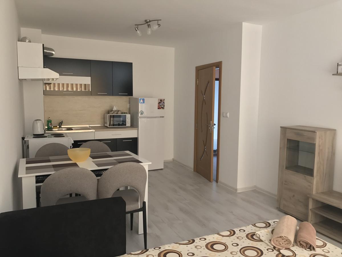 Apartamenti Eli Ahyolu Dış mekan fotoğraf