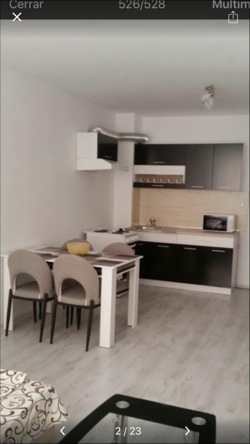 Apartamenti Eli Ahyolu Dış mekan fotoğraf