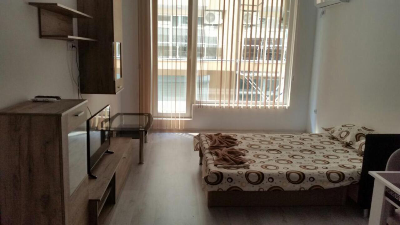 Apartamenti Eli Ahyolu Dış mekan fotoğraf