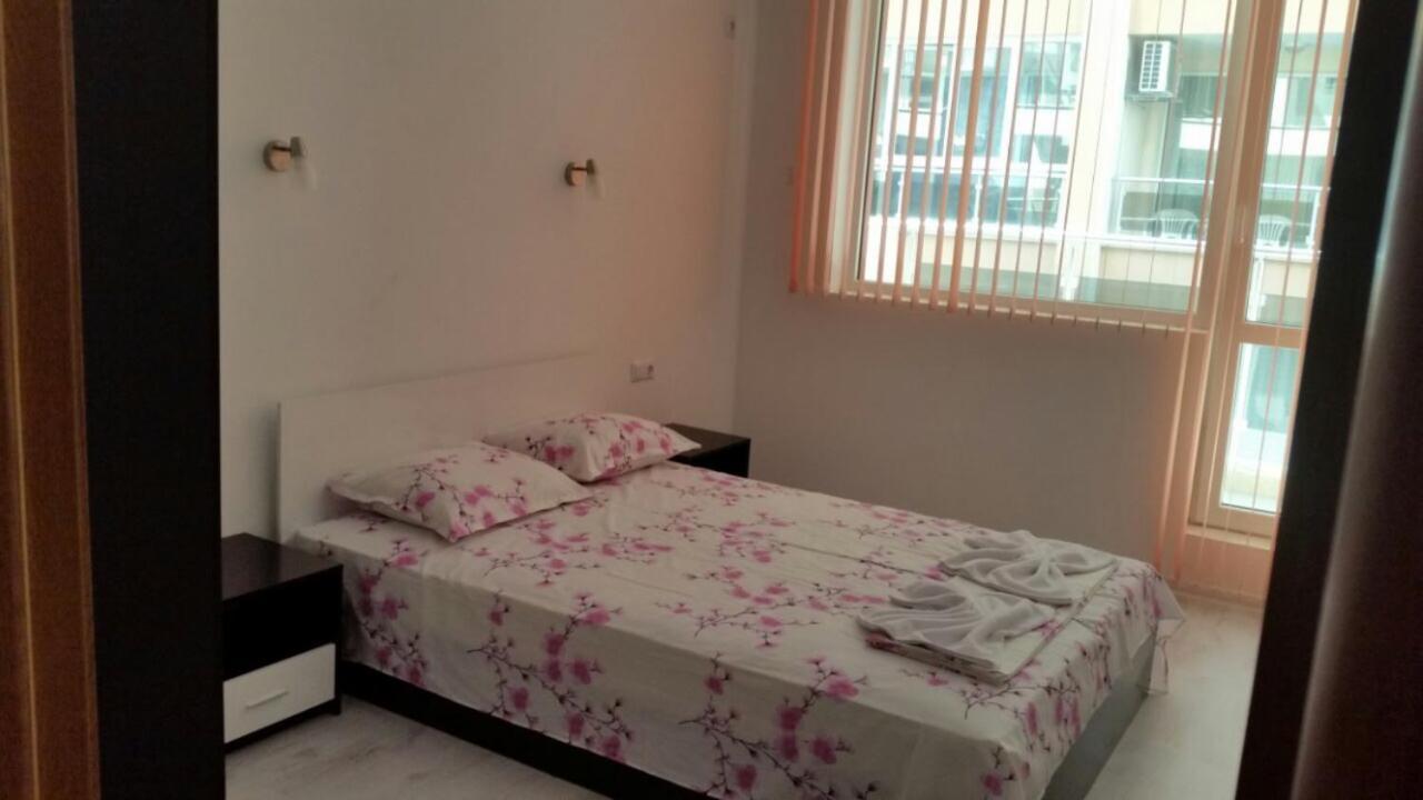 Apartamenti Eli Ahyolu Dış mekan fotoğraf