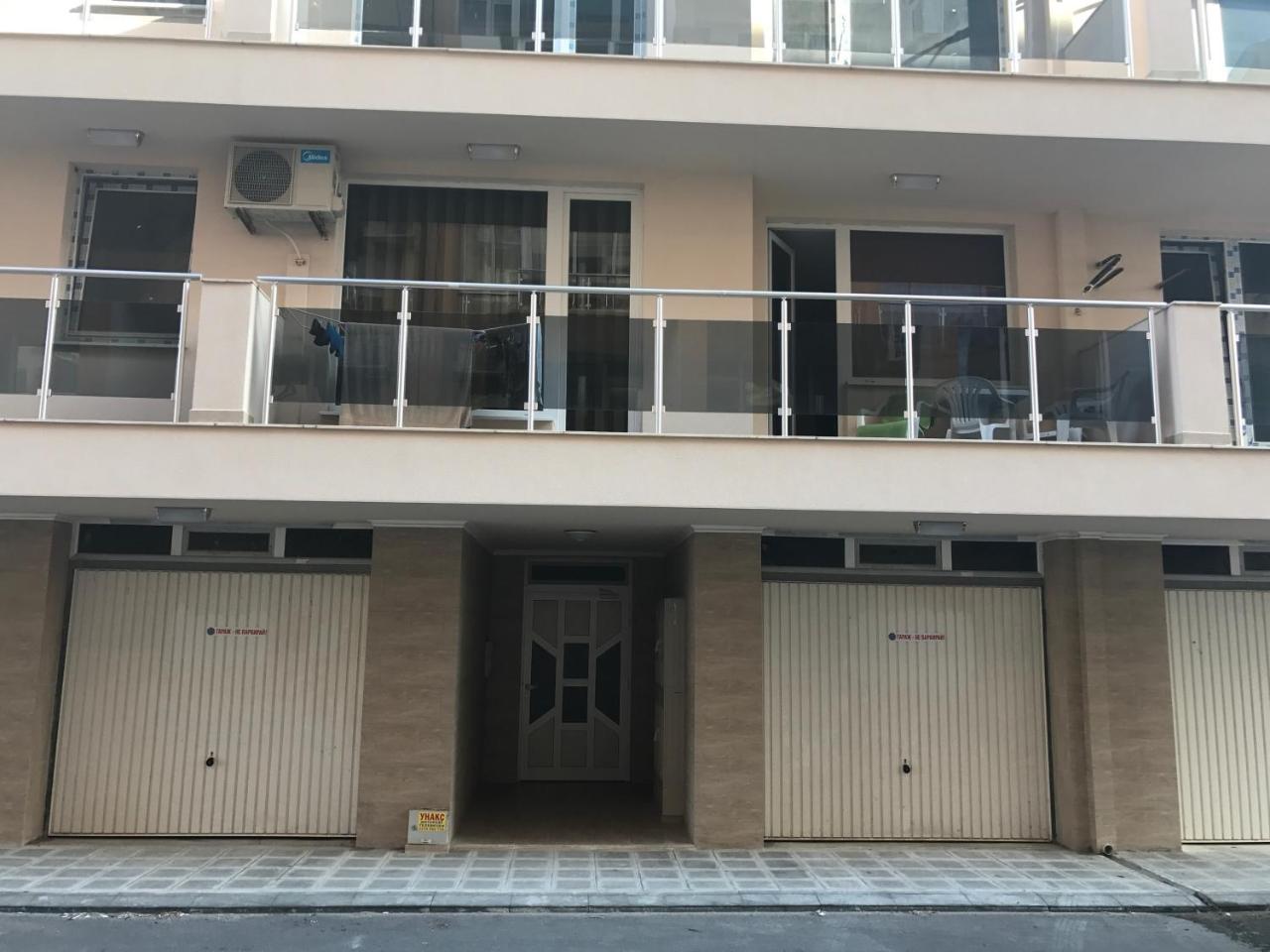 Apartamenti Eli Ahyolu Dış mekan fotoğraf